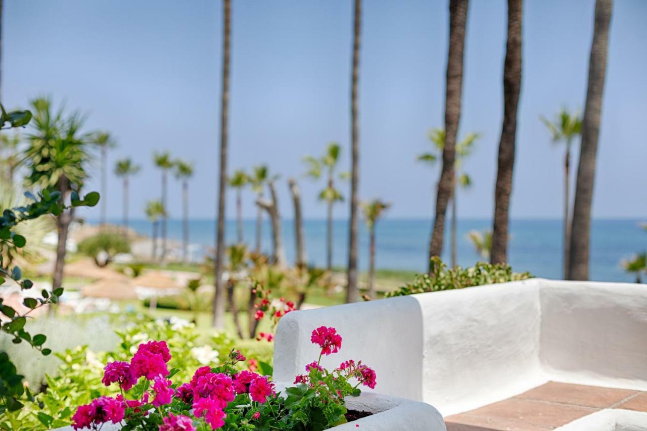 Hanami Alcazaba Beach Front Sea View エステポナ エクステリア 写真